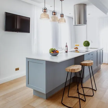 King's Penthouse With Sea View Terraces *