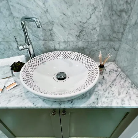 King's Penthouse With Sea View Terraces Apartament *