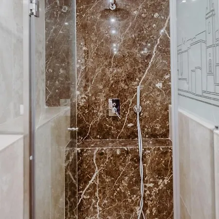 King's Penthouse With Sea View Terraces דירה *