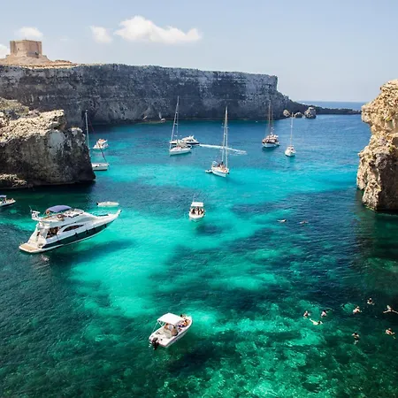 King's Penthouse With Sea View Terraces דירה *