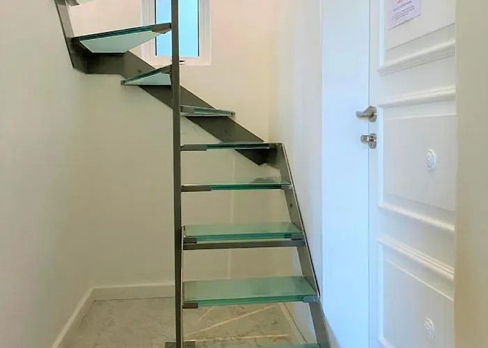 King's Penthouse With Sea View Terraces