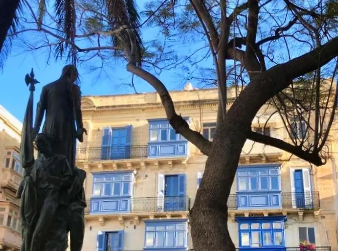 King's Penthouse With Sea View Terraces *