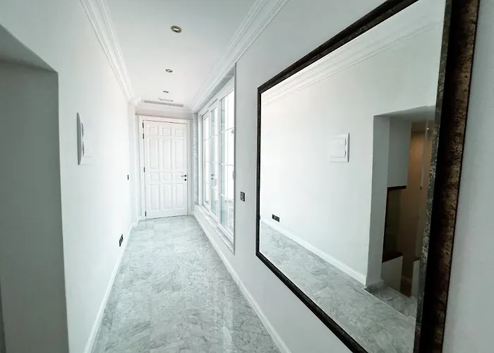 King's Penthouse With Sea View Terraces *